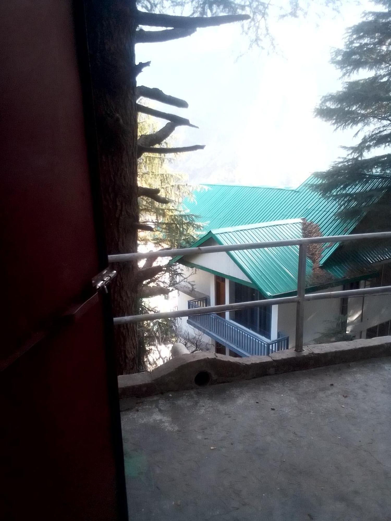 Himalayan Mountain Trekkers And Waterfalls View Hostel McLeod Ganj Eksteriør bilde