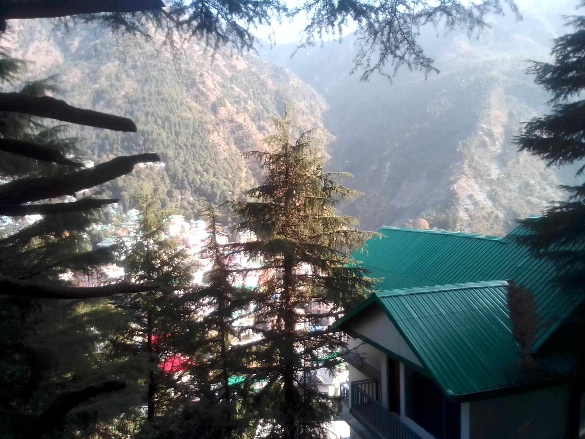 Himalayan Mountain Trekkers And Waterfalls View Hostel McLeod Ganj Eksteriør bilde